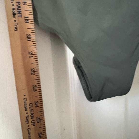 Eidon One Piece Swimsuit 🌵M - Picture 7 of 8